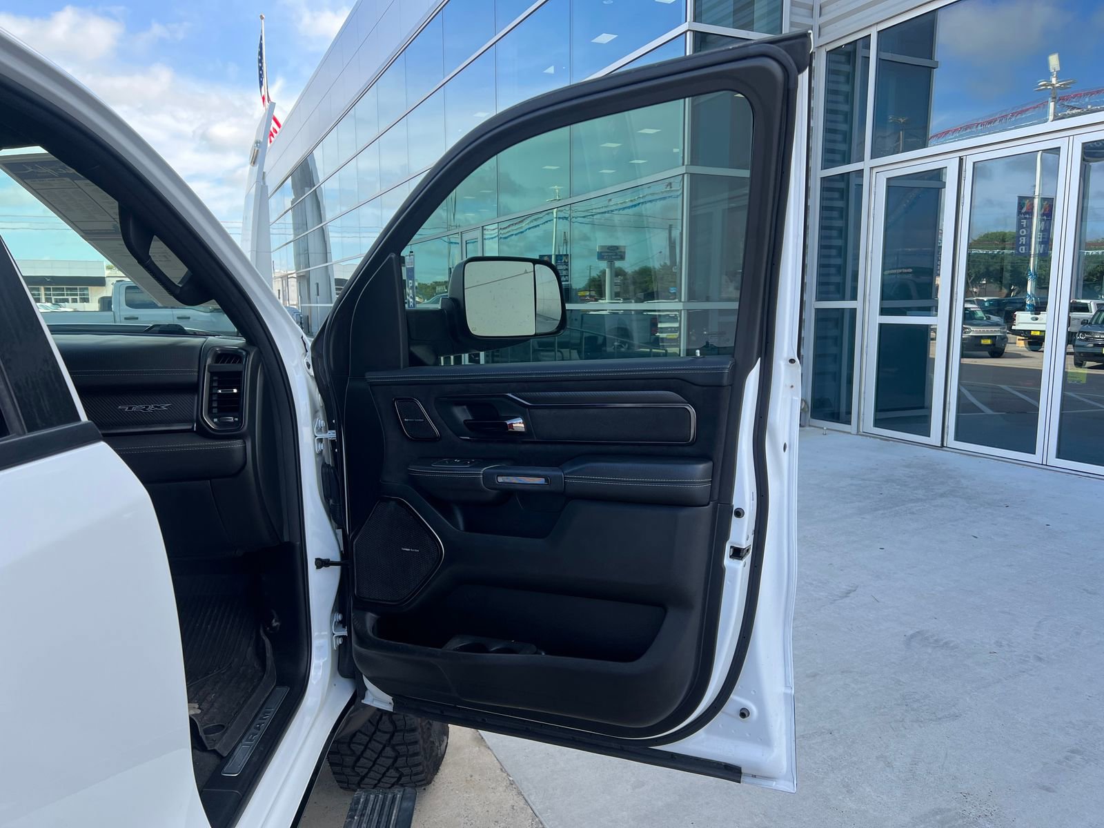 Used 2022 RAM 1500 TRX w/ TRX Level 2 Equipment Group AWD/4WD image 17