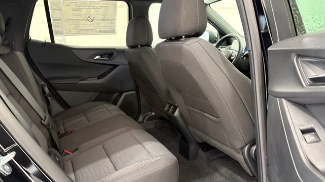 New 2026 Chevrolet Equinox LT AWD/4WD image 23