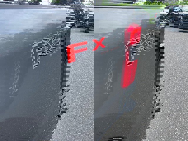 New 2025 Ford F350 Lariat w/ Lariat Ultimate Package image 23