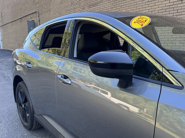 Used 2025 Nissan Murano SV AWD/4WD image 20
