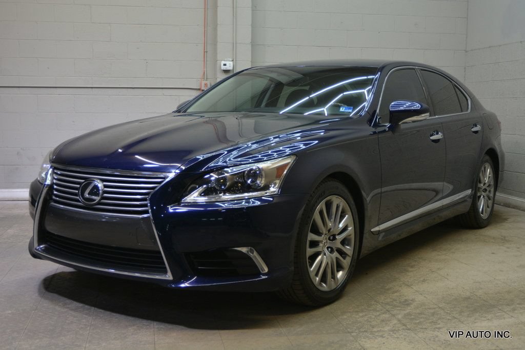 Used 2013 Lexus LS 460 w/ Comfort Pkg RWD image 2