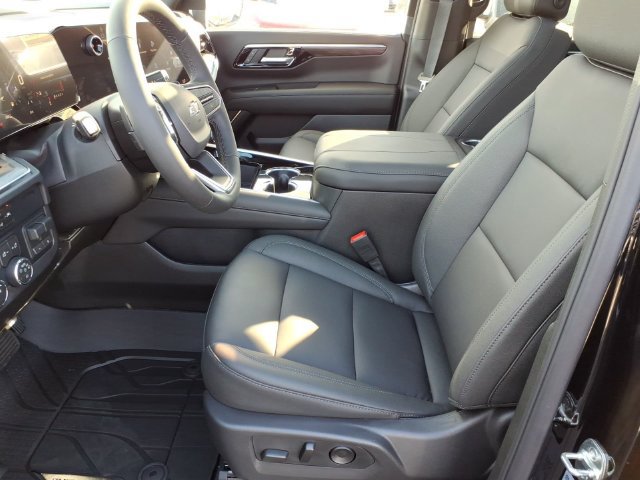 New 2027 Chevrolet Tahoe Z71 w/ Comfort Package AWD/4WD image 6