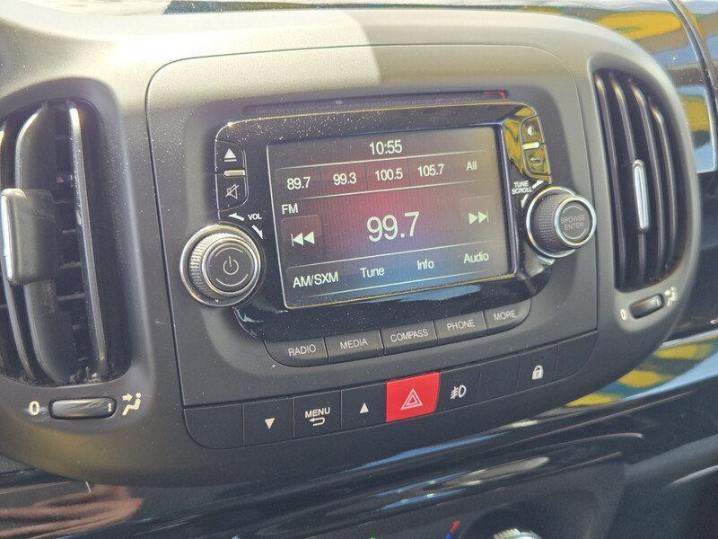 Used 2015 FIAT 500L Trekking FWD image 22