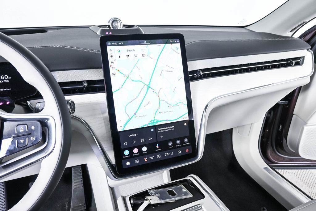 Certified 2025 Volvo EX90 Ultra AWD/4WD image 15