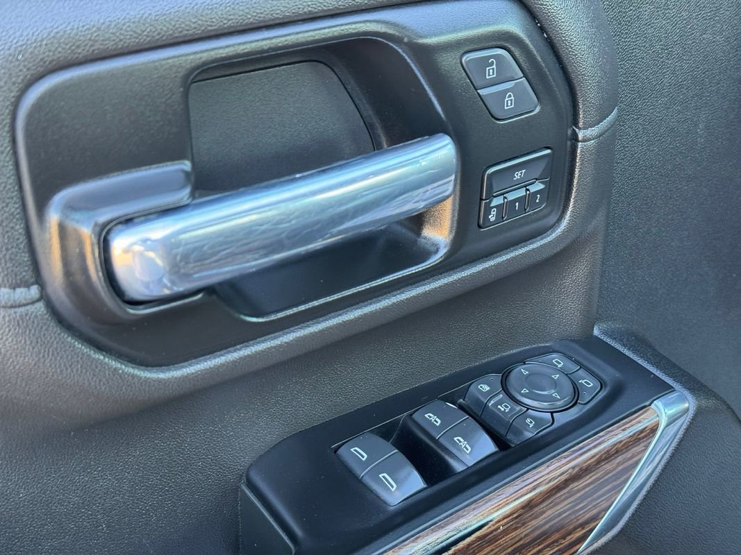 Used 2022 Chevrolet Silverado 2500 High Country image 17