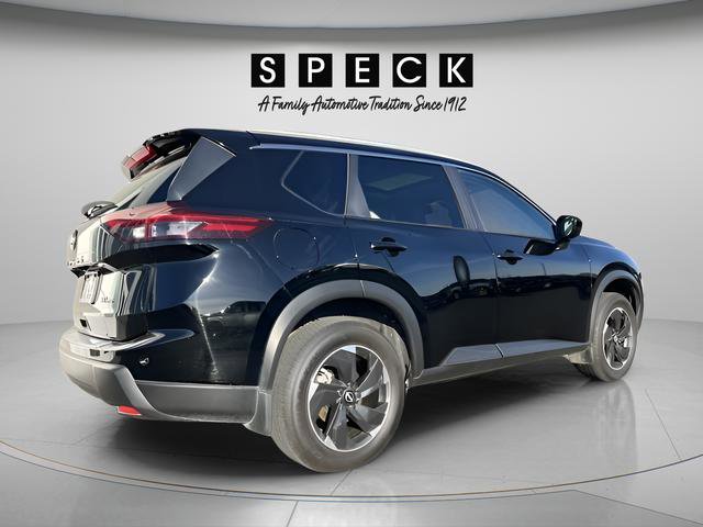 Used 2024 Nissan Rogue SV w/ SV Premium Package AWD/4WD image 5