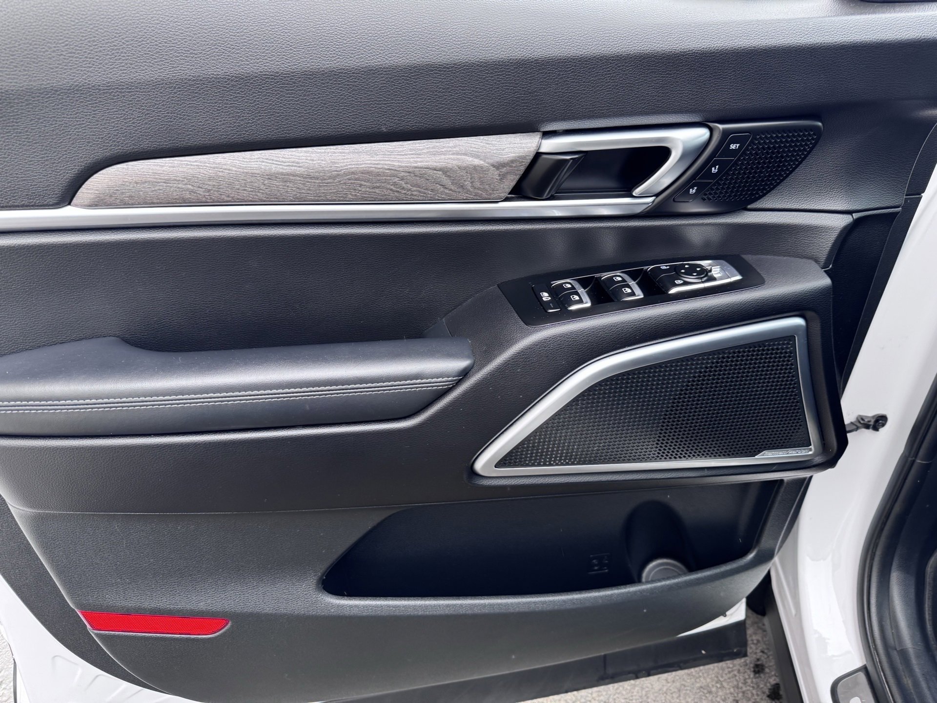 Used 2022 Kia Telluride SX image 18