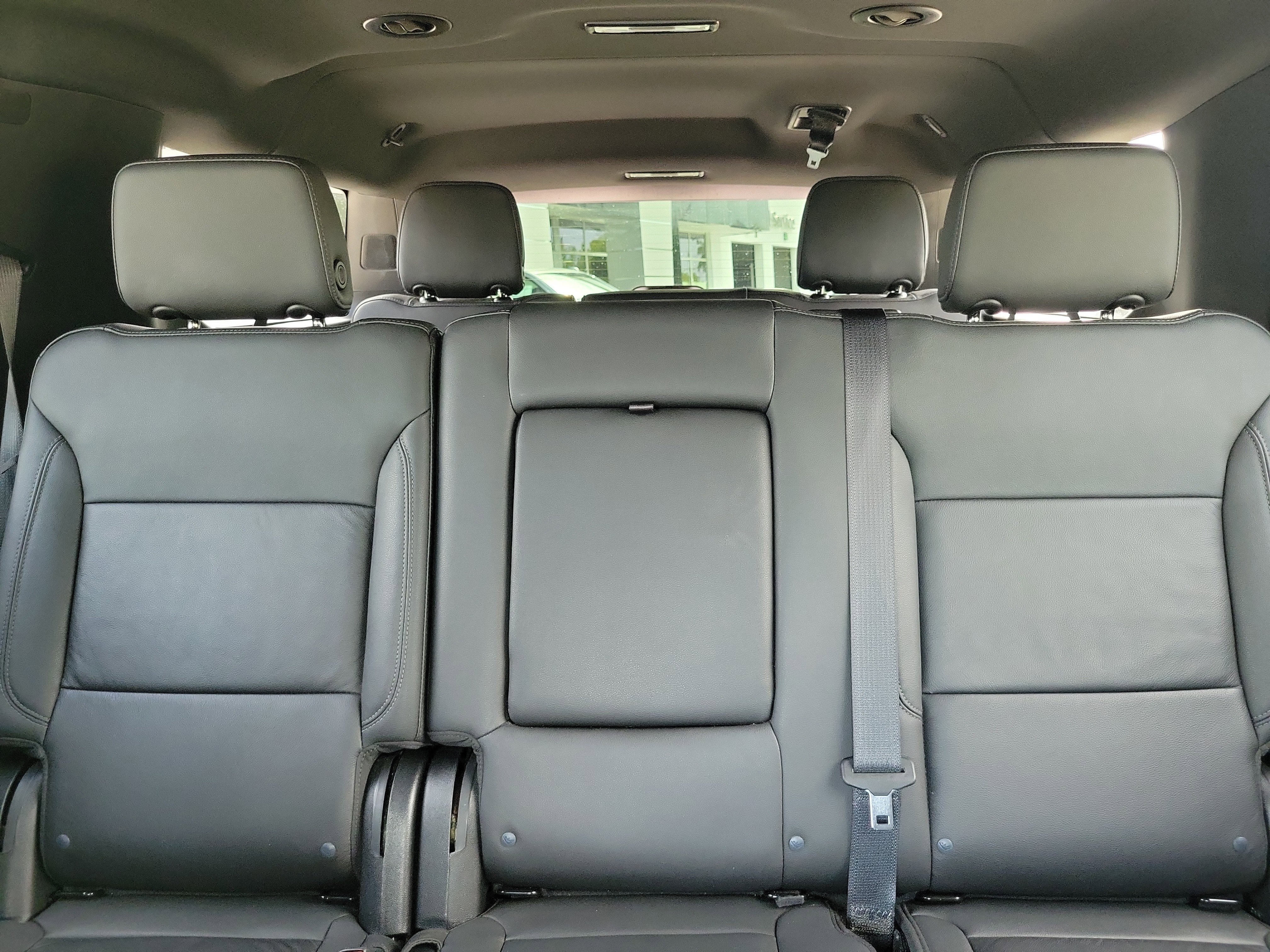 Used 2023 Chevrolet Suburban LT RWD image 16