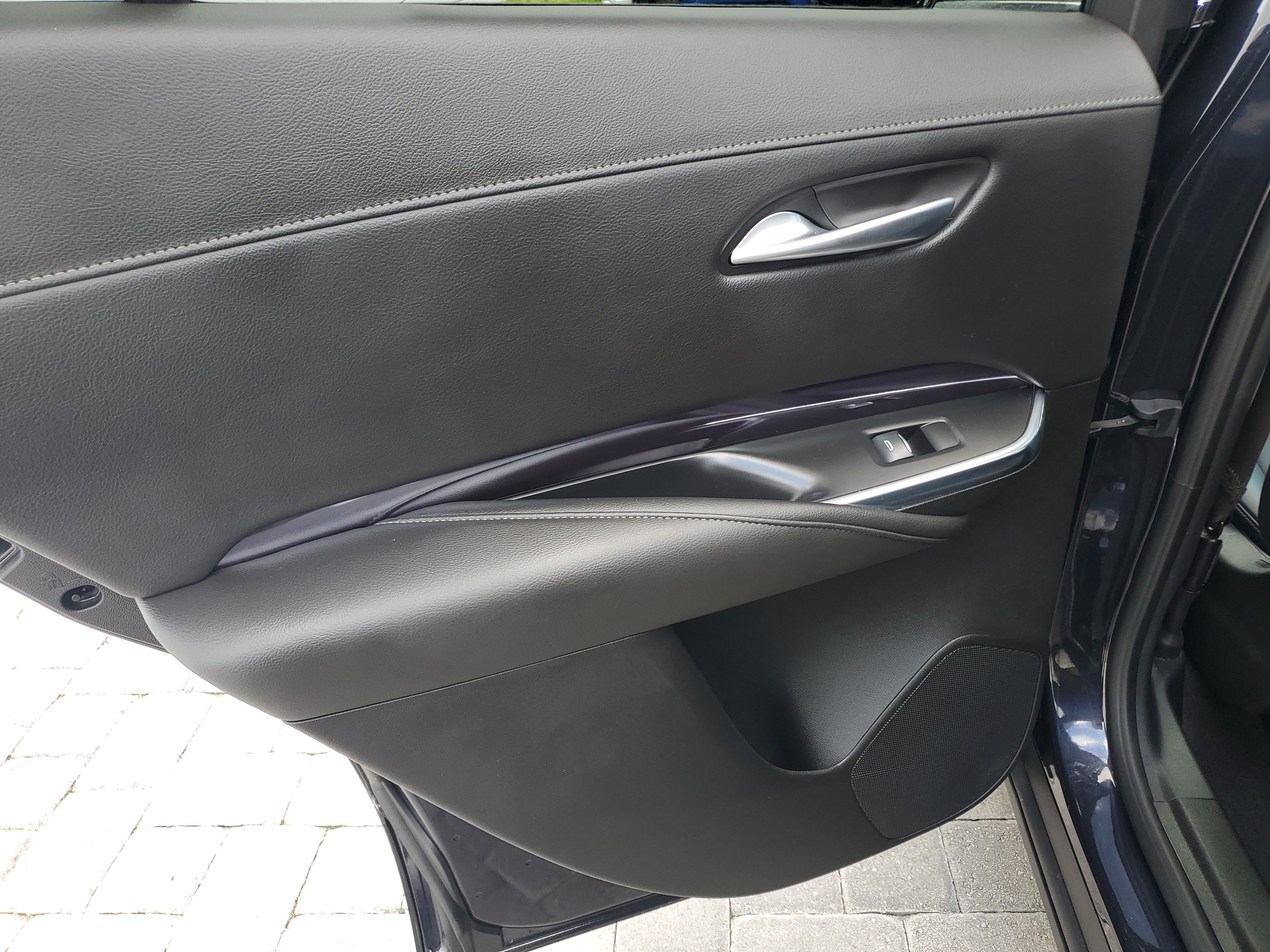 Certified 2023 Cadillac XT4 Luxury w/ Cold Weather Package FWD image 12
