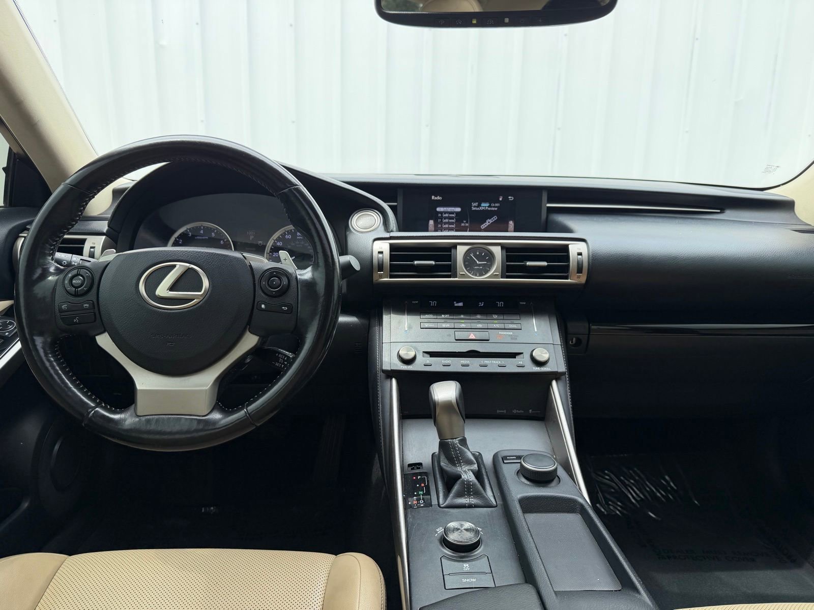 Used 2016 Lexus IS 200t RWD image 12
