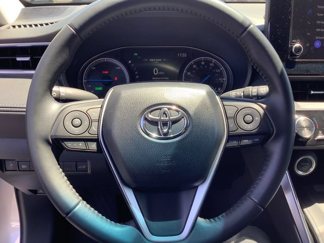 Used 2024 Toyota Venza LE AWD/4WD image 11
