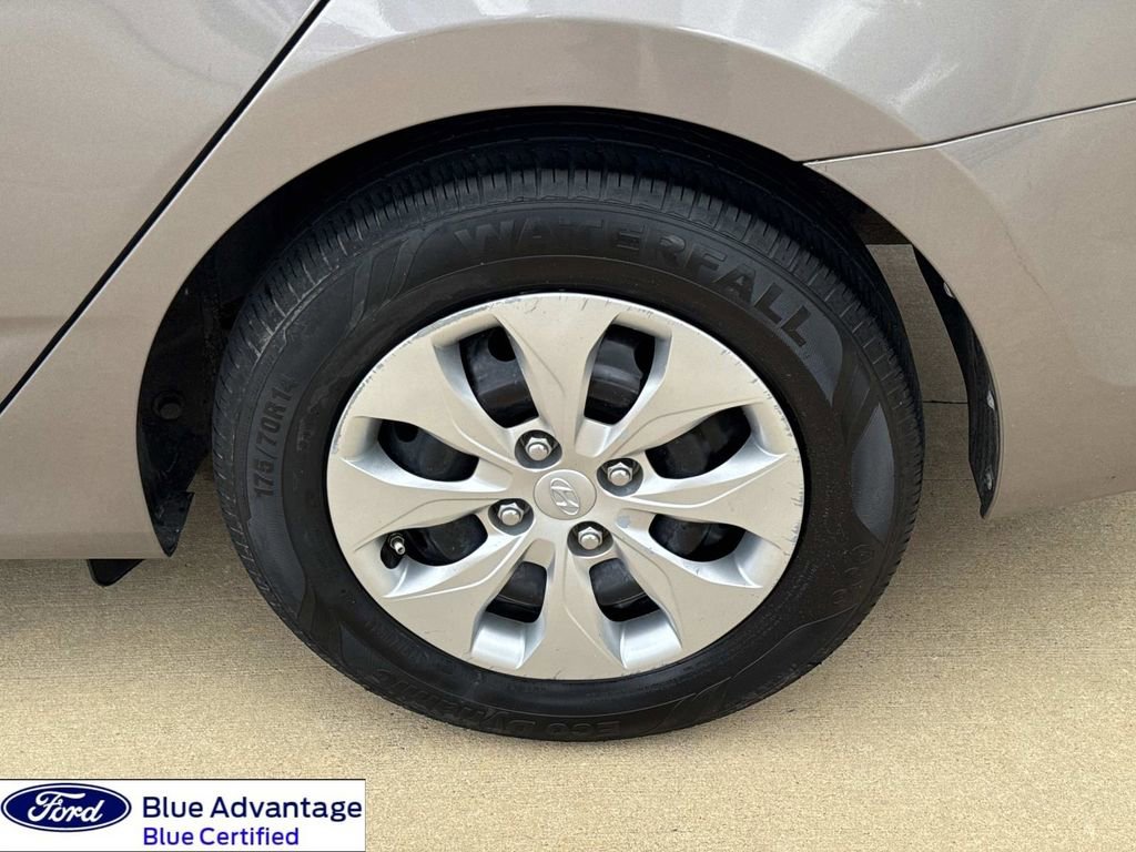 Used 2017 Hyundai Accent SE FWD image 7