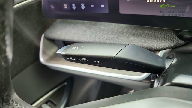 Used 2024 Lucid Air Touring AWD/4WD image 40