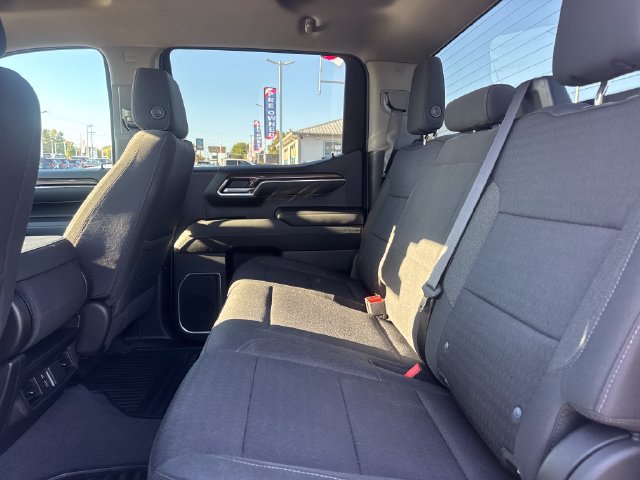 Used 2023 Chevrolet Silverado 1500 LT AWD/4WD image 11