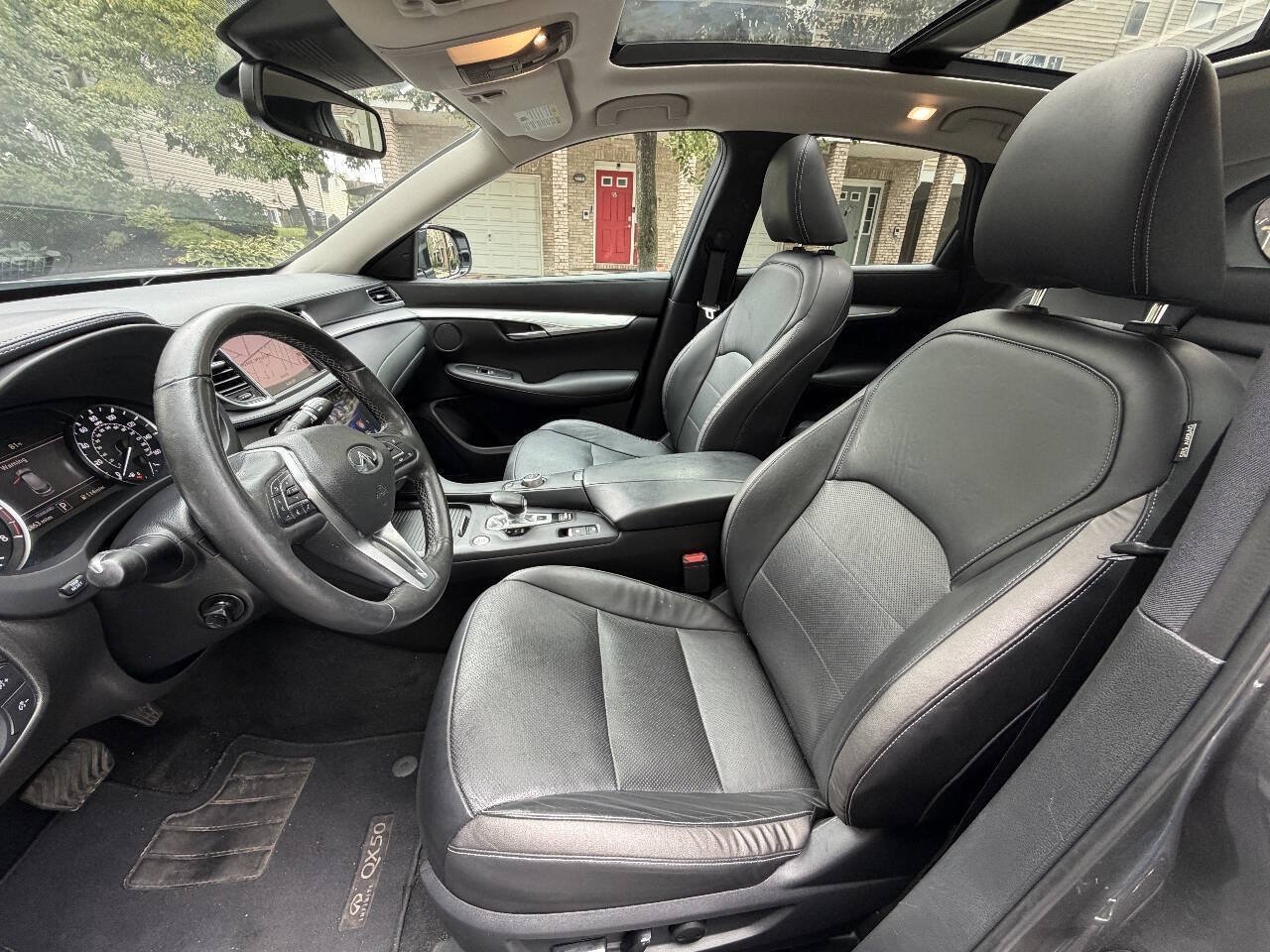 Used 2019 INFINITI QX50 Essential w/ Premium Heat Package AWD/4WD image 10