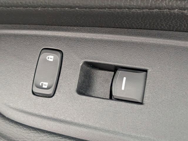 Used 2023 Honda Odyssey Touring image 37