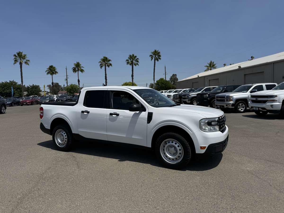 Used 2022 Ford Maverick XL image 14