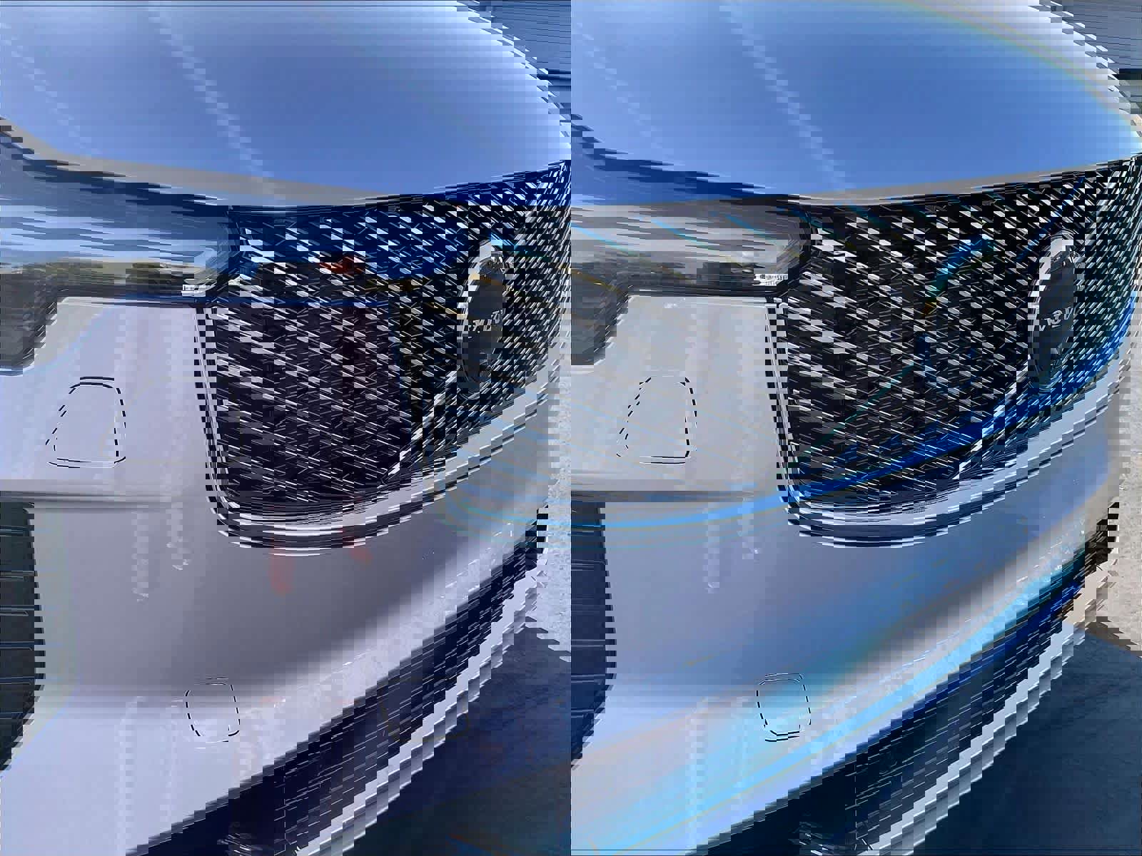 New 2026 Volvo XC90 B5 Plus w/ Protection Package image 34