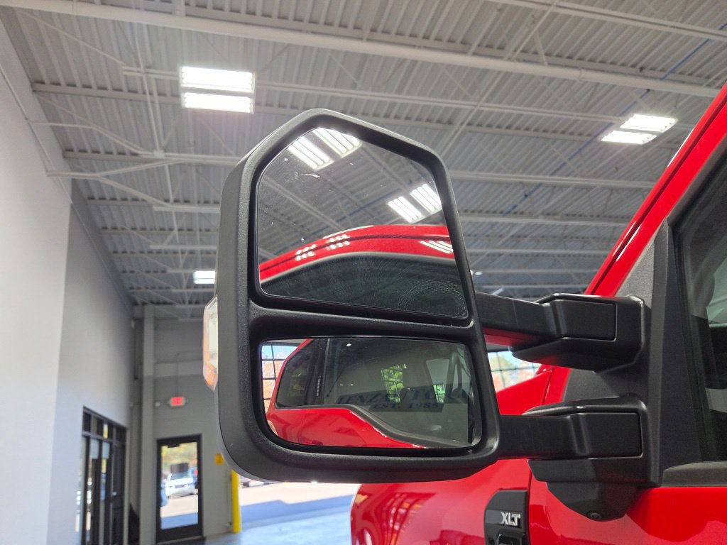 Used 2024 Ford F250 XLT w/ XLT Premium Package AWD/4WD image 18