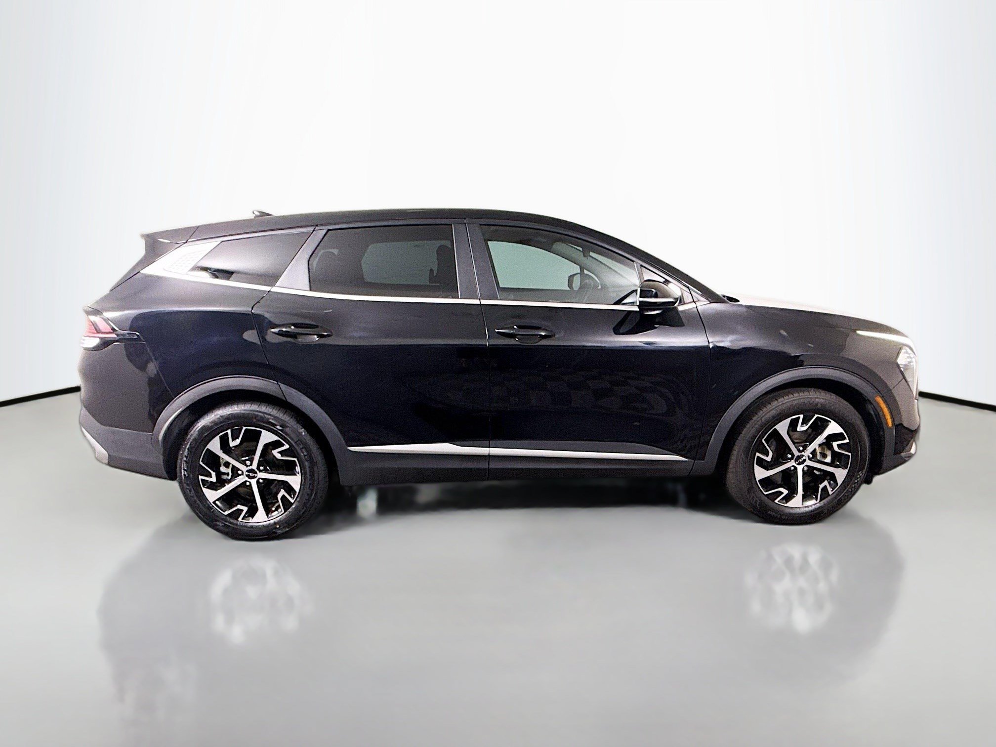 Used 2023 Kia Sportage EX FWD image 11