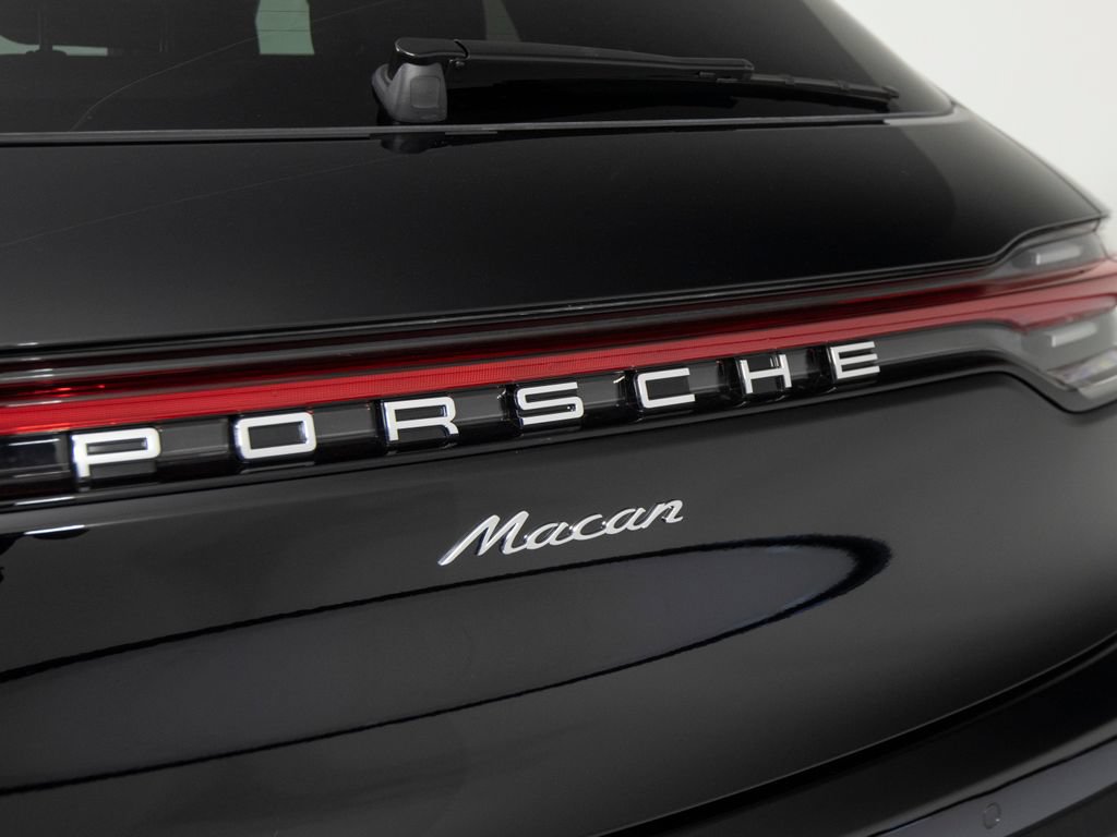 New 2026 Porsche Macan AWD/4WD image 37