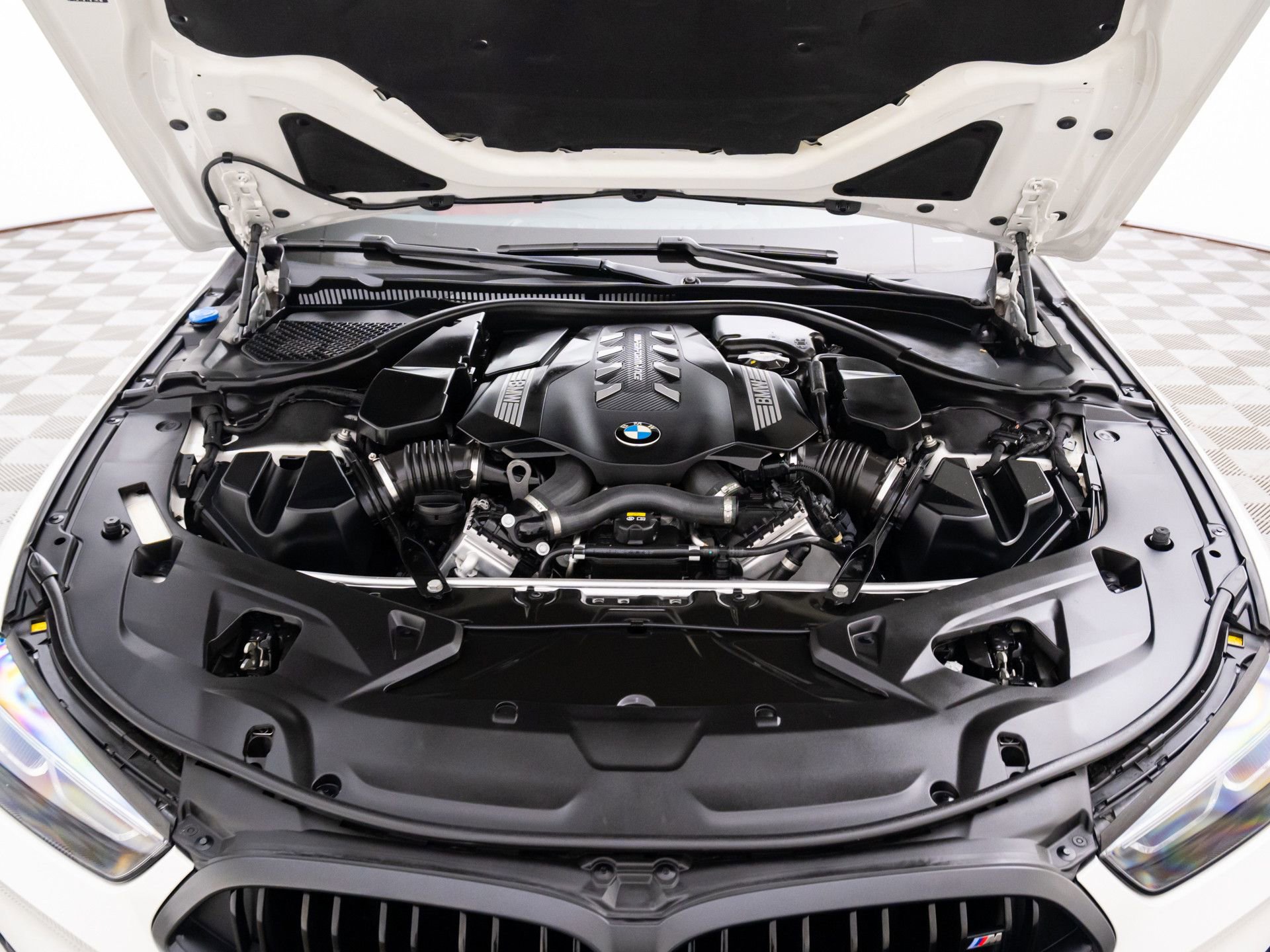 Used 2023 BMW M850i Gran Coupe xDrive image 27