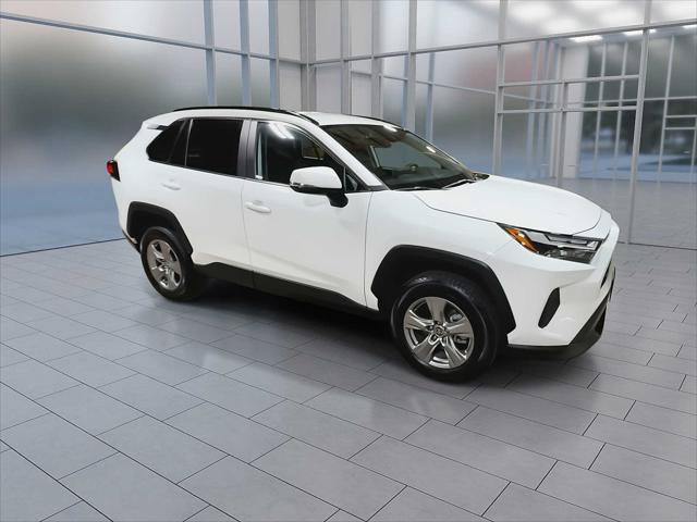 Certified 2025 Toyota RAV4 XLE AWD/4WD image 2