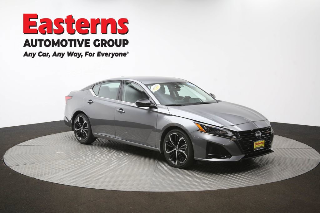 Used 2023 Nissan Altima 2.5 SR image 48