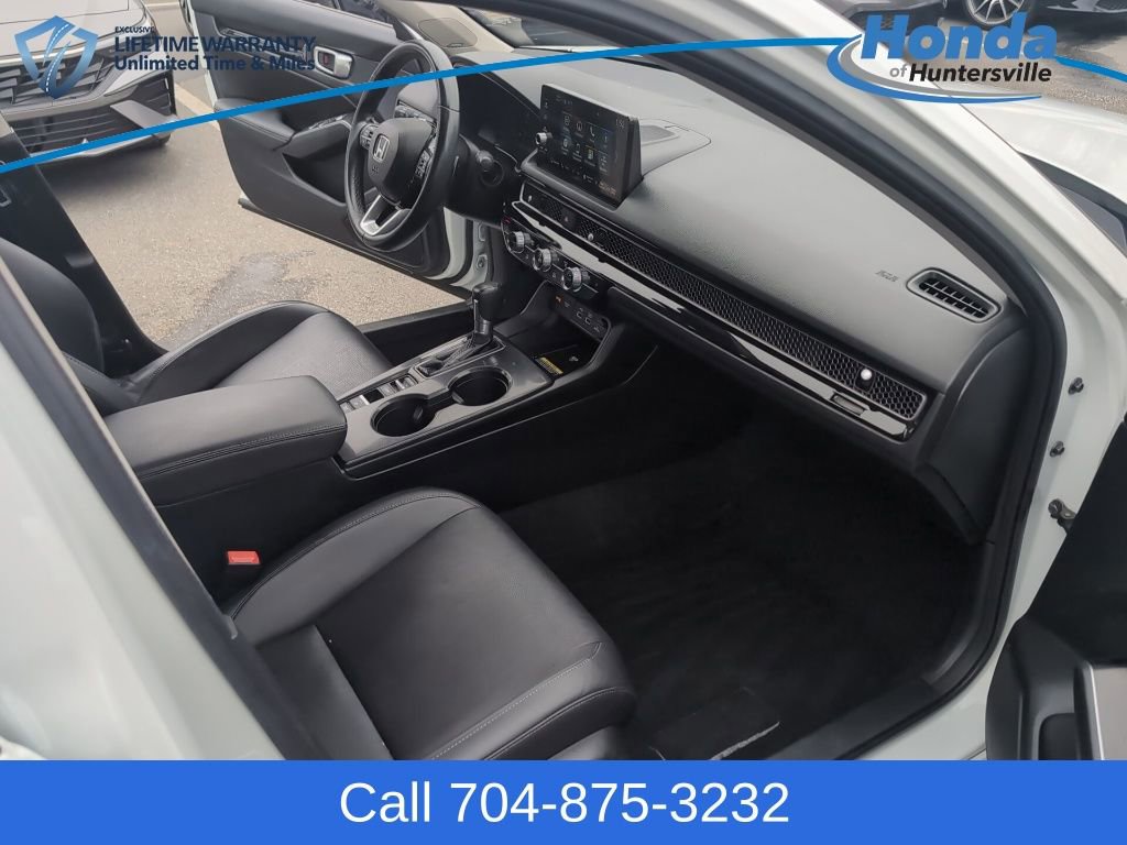 Used 2023 Honda Civic Touring image 16