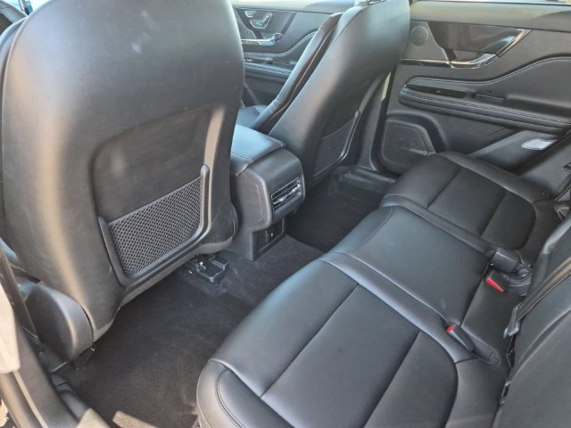 Used 2024 Lincoln Corsair AWD image 27