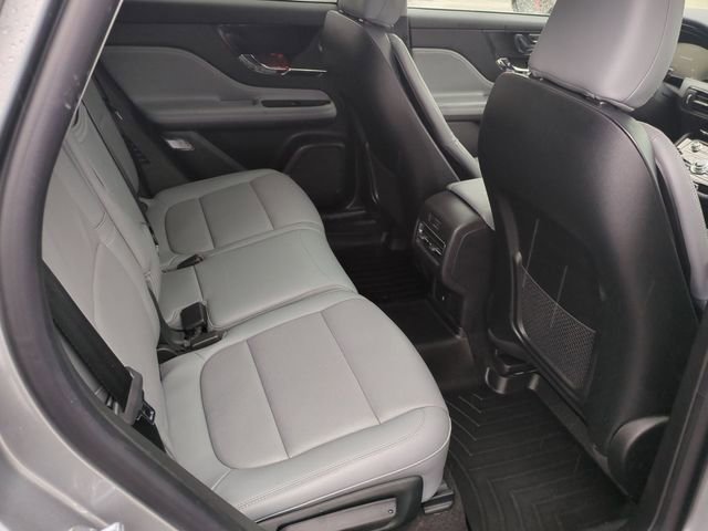 Used 2022 Lincoln Corsair Reserve w/ Luxury Package image 35