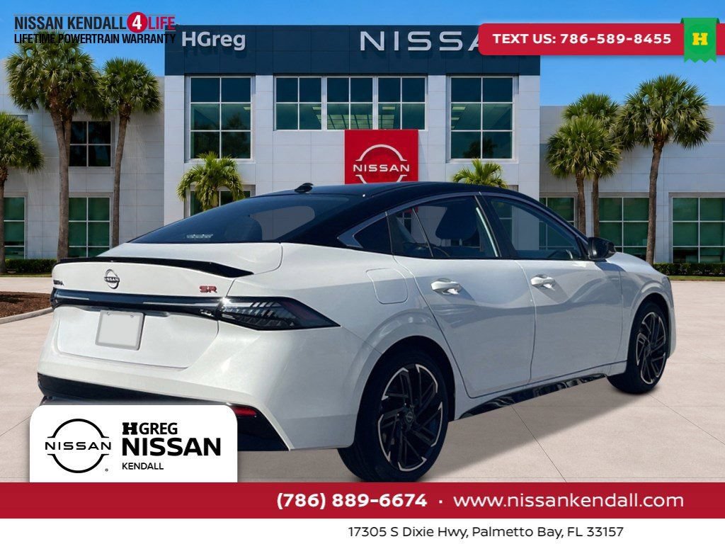 New 2026 Nissan Sentra SR w/ Floor Mat Package FWD image 5