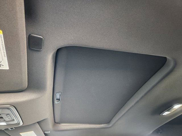 Used 2024 Chevrolet Silverado 1500 ZR2 w/ Technology Package image 27