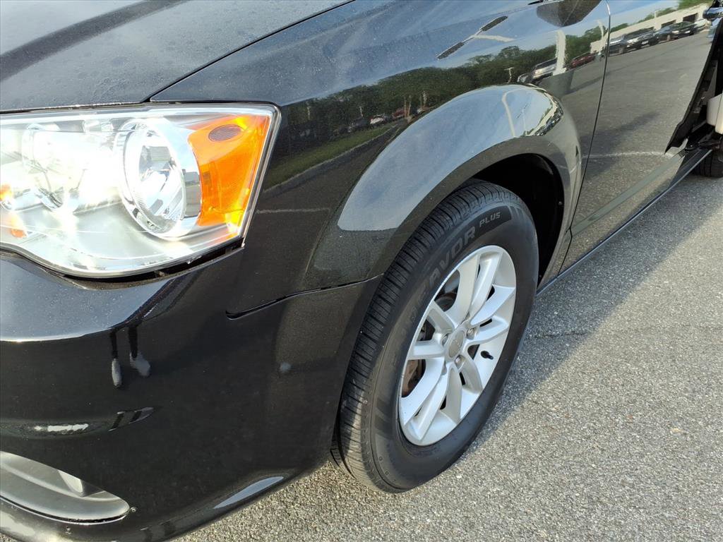 Used 2018 Dodge Grand Caravan SXT FWD image 8