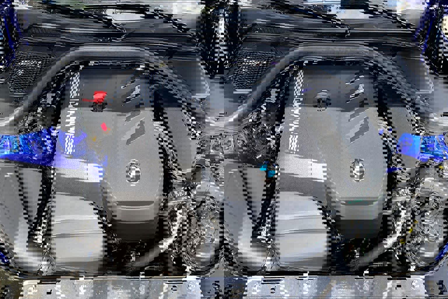 Certified 2025 BMW 330i Sedan w/ M Sport Package RWD image 31