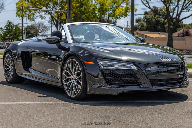 Used 2014 Audi R8 V10 w/ Full Leather Package AWD/4WD image 12