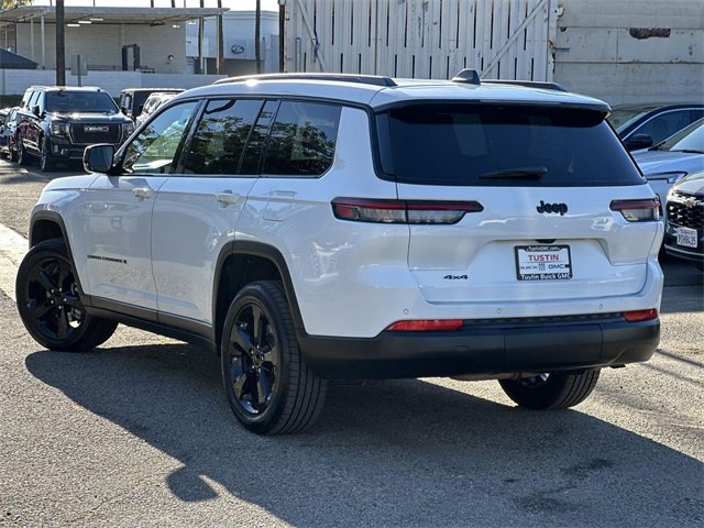 Used 2023 Jeep Grand Cherokee L Laredo image 6