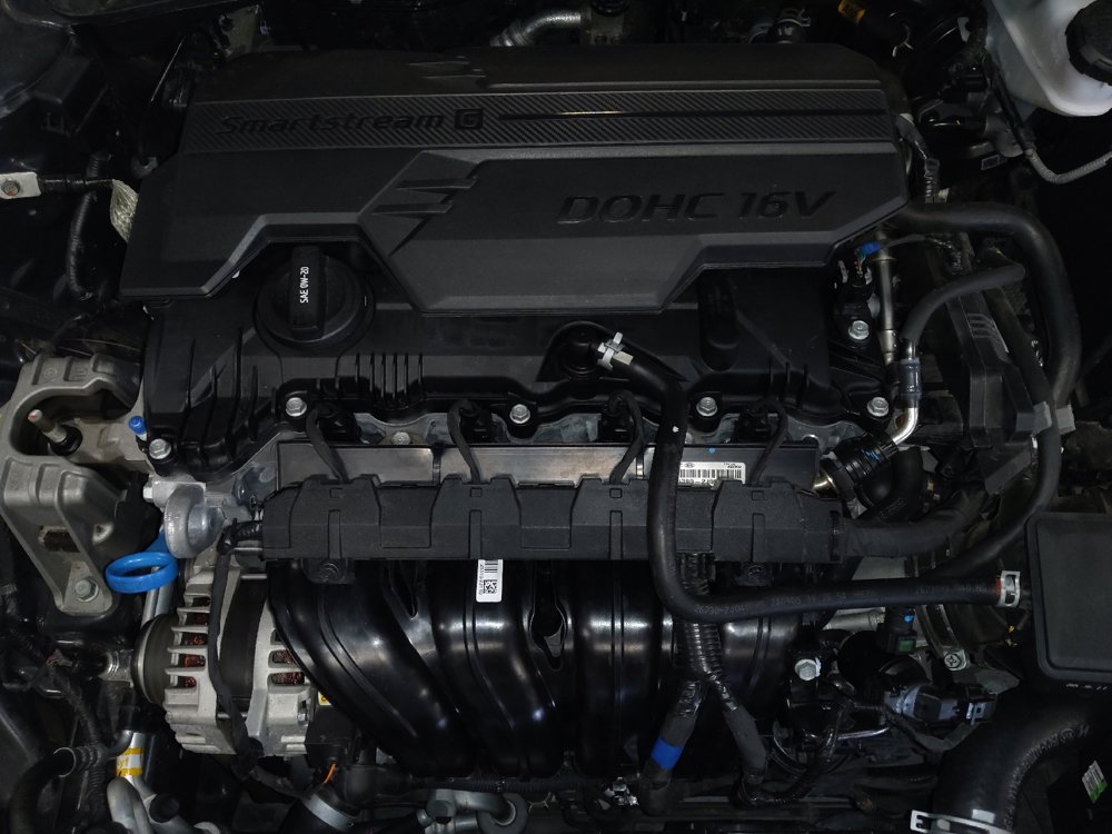 Used 2025 Hyundai Elantra SEL image 30