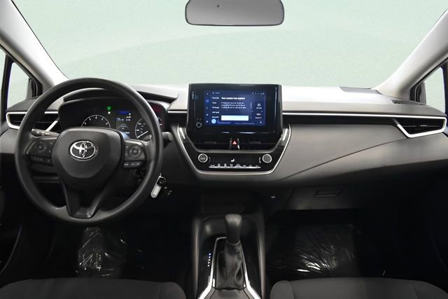 Used 2024 Toyota Corolla LE image 5