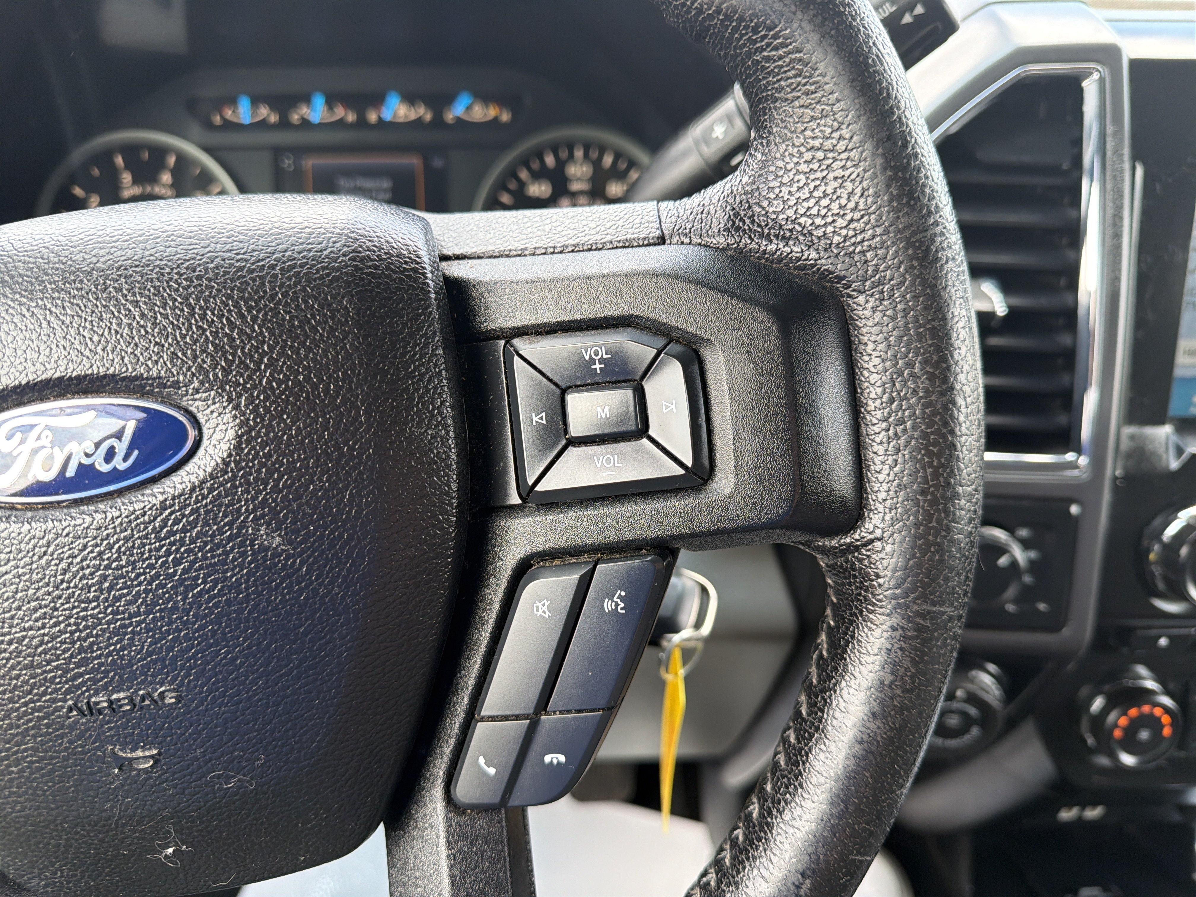 Used 2016 Ford F150 XLT w/ Equipment Group 302A Luxury AWD/4WD image 22