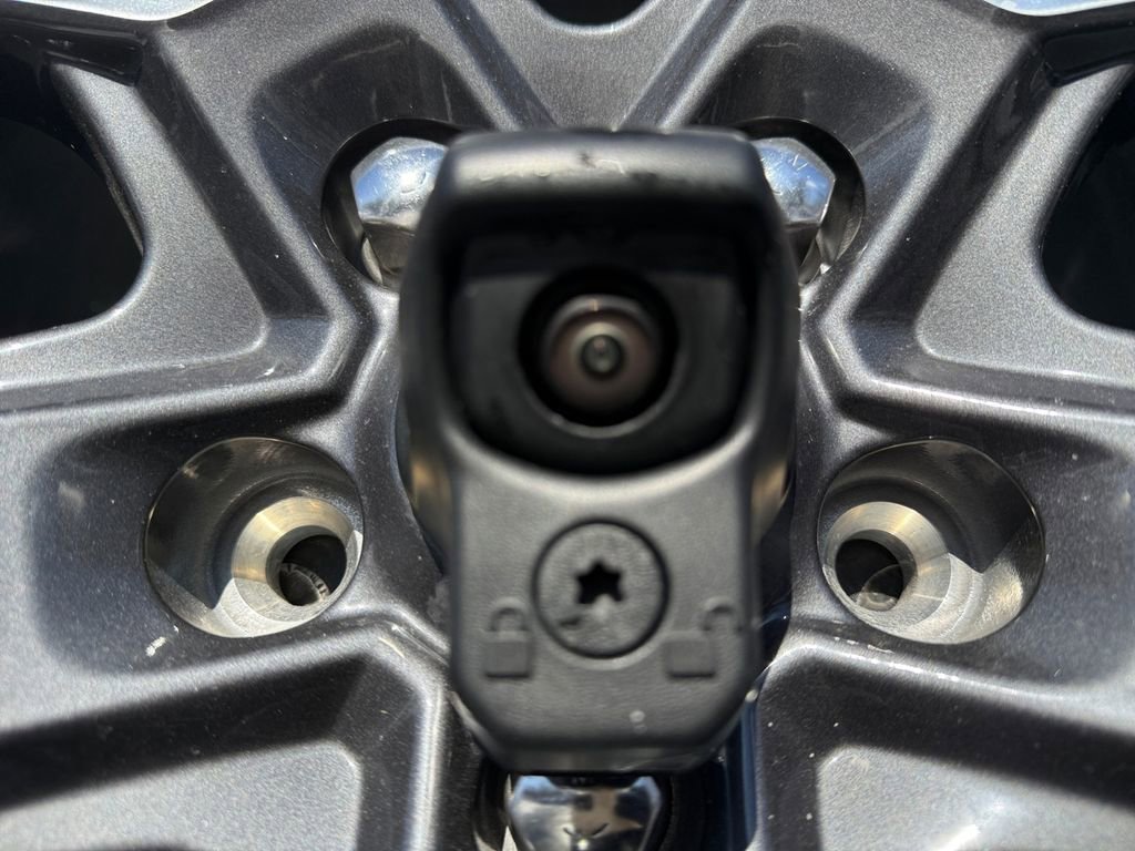 New 2026 Jeep Wrangler Unlimited Sahara AWD/4WD image 13