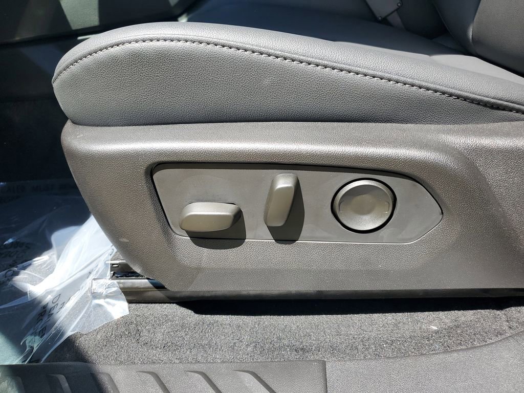 New 2026 Chevrolet Colorado LT w/ LT Convenience Package image 21