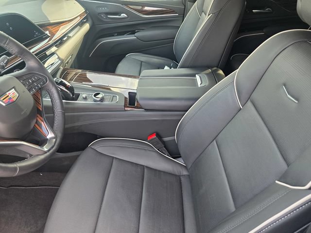 Used 2024 Cadillac Escalade Premium Luxury w/ Performance Package RWD image 21