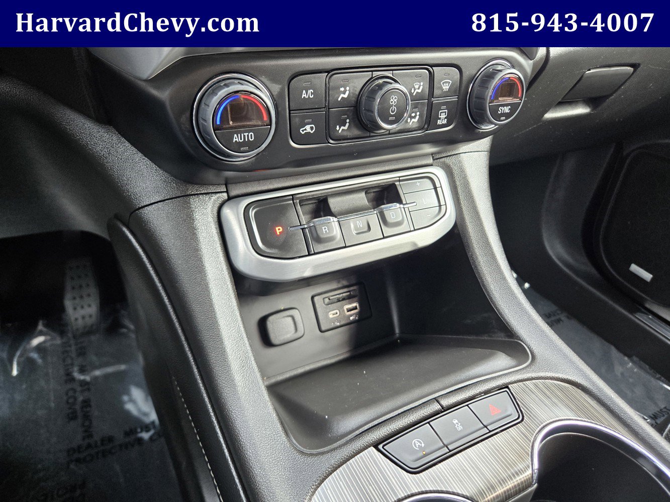 Used 2023 GMC Acadia SLT image 11