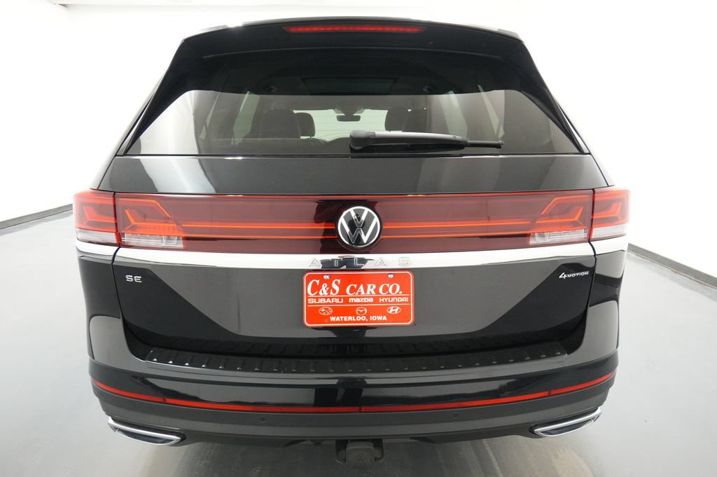 Used 2024 Volkswagen Atlas SE AWD/4WD image 6