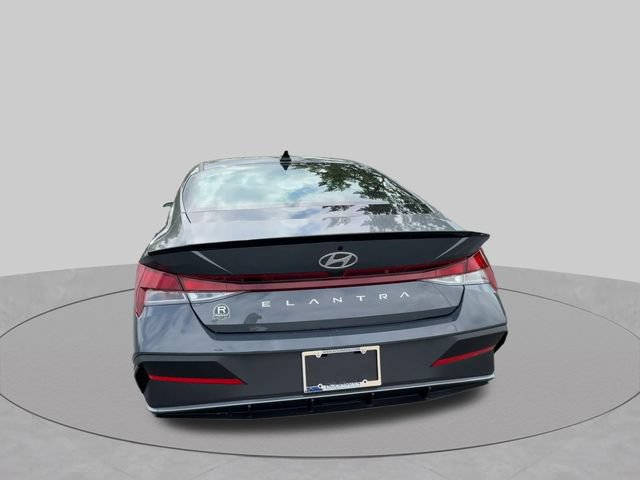 New 2026 Hyundai Elantra SEL Sport FWD image 7