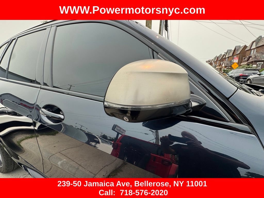 Used 2020 BMW X5 M50i w/ Premium Package AWD/4WD image 12