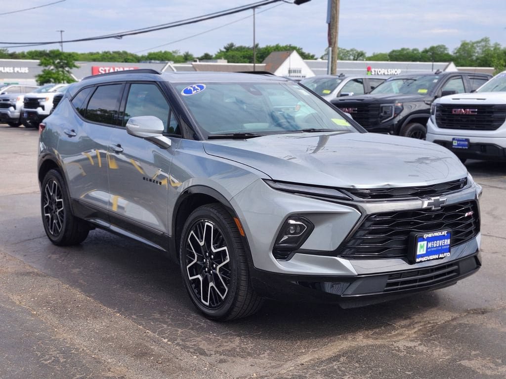 Used 2023 Chevrolet Blazer RS w/ Driver Confidence II Package AWD/4WD image 7