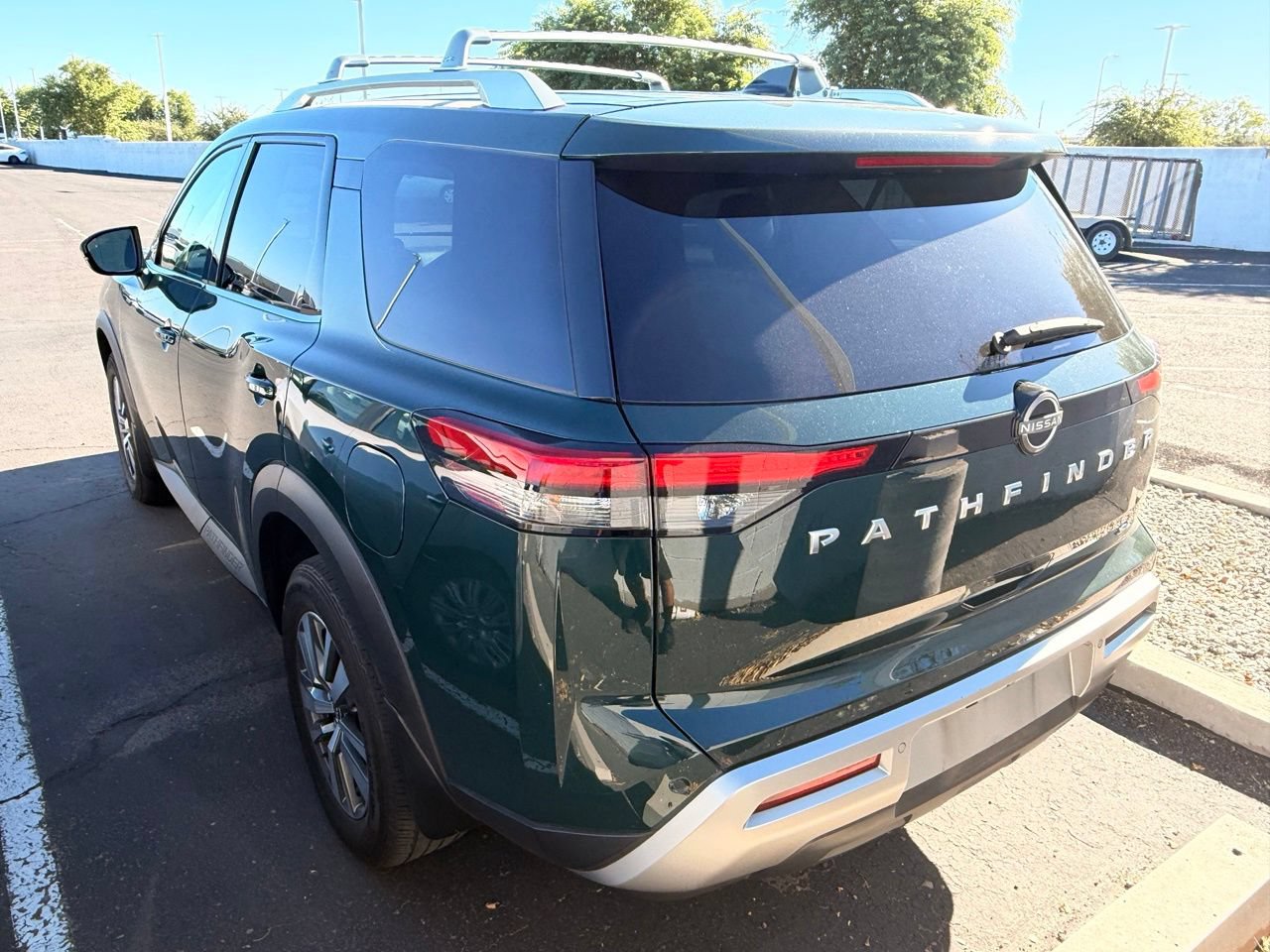 Certified 2023 Nissan Pathfinder SL FWD image 6