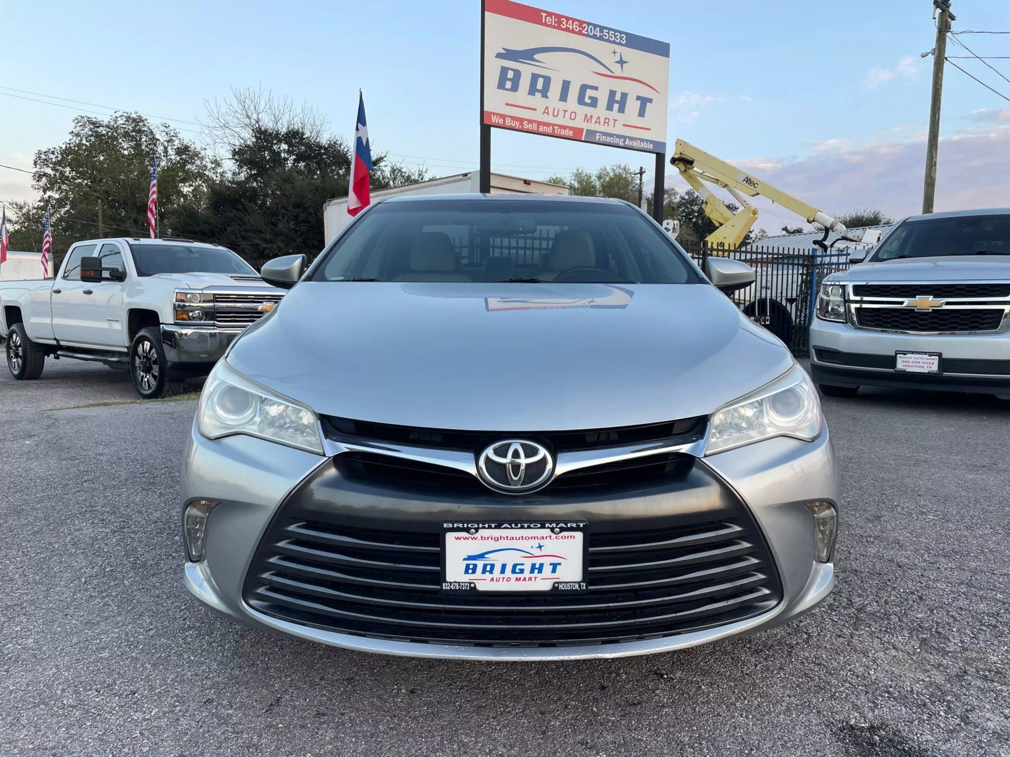 Used 2017 Toyota Camry XLE w/ Moonroof Package